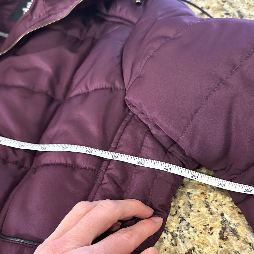 Stylish Purple Puffer Jacket - Picture 7 of 9